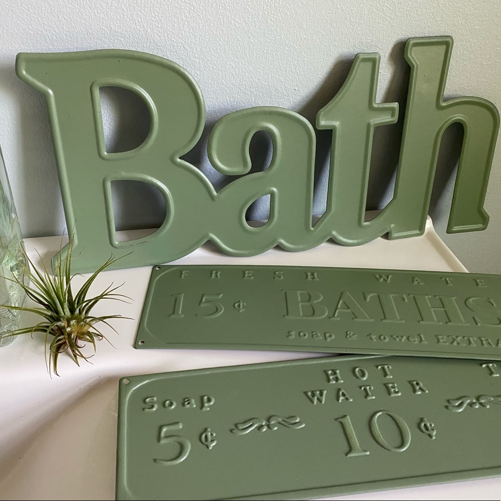 Metal Bath Signs